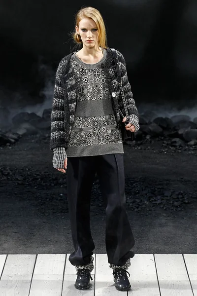 Look 39